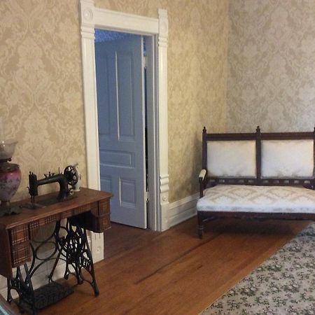 Grand Avenue Bed And Breakfast 迦太基 外观 照片