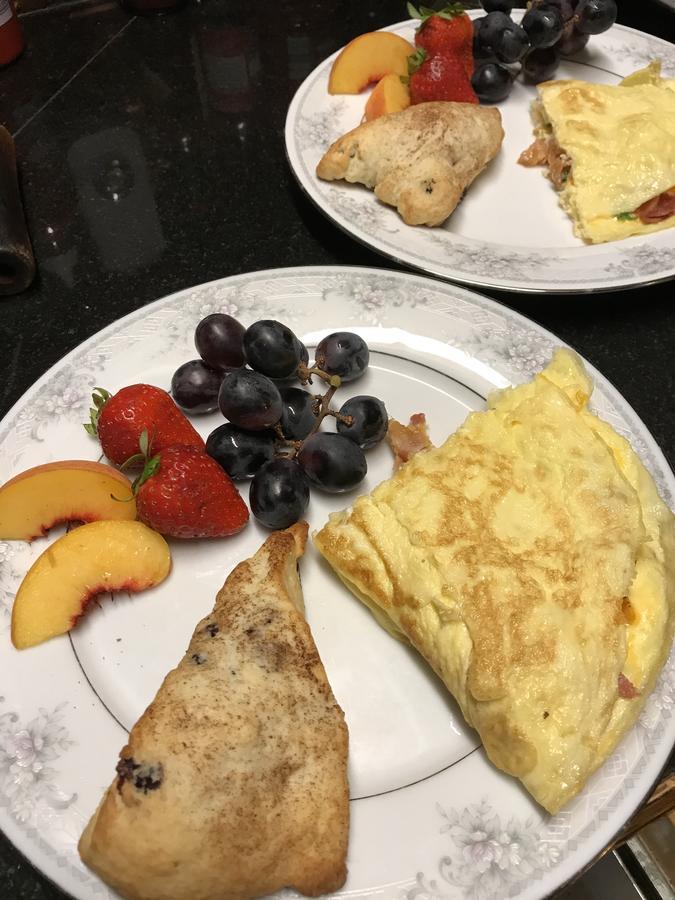 Grand Avenue Bed And Breakfast 迦太基 外观 照片